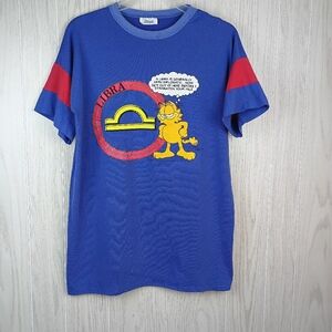 VTG 70s Garfield United Feature Syndicate Inc Libra night shirt OSFA night shirt